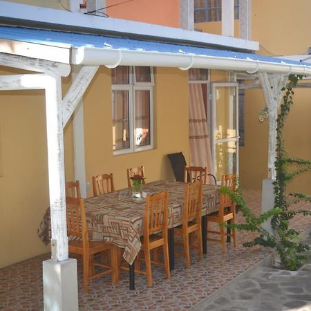 Merlin Guest House Nouvelle Decouverte ภายนอก รูปภาพ