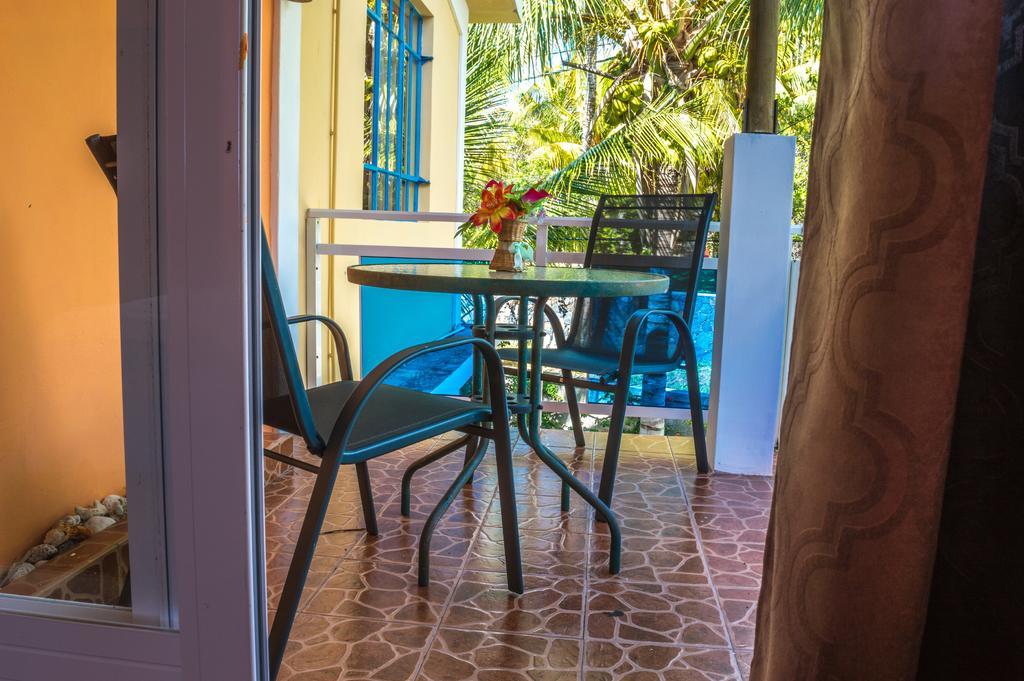 Merlin Guest House Nouvelle Decouverte ภายนอก รูปภาพ
