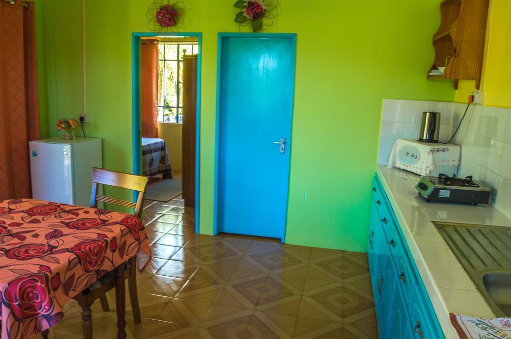 Merlin Guest House Nouvelle Decouverte ภายนอก รูปภาพ