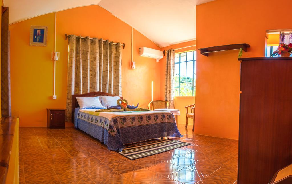 Merlin Guest House Nouvelle Decouverte ภายนอก รูปภาพ