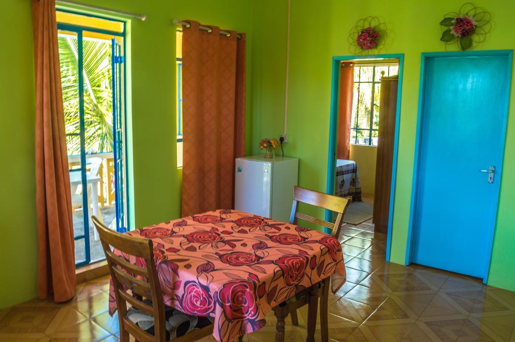 Merlin Guest House Nouvelle Decouverte ภายนอก รูปภาพ